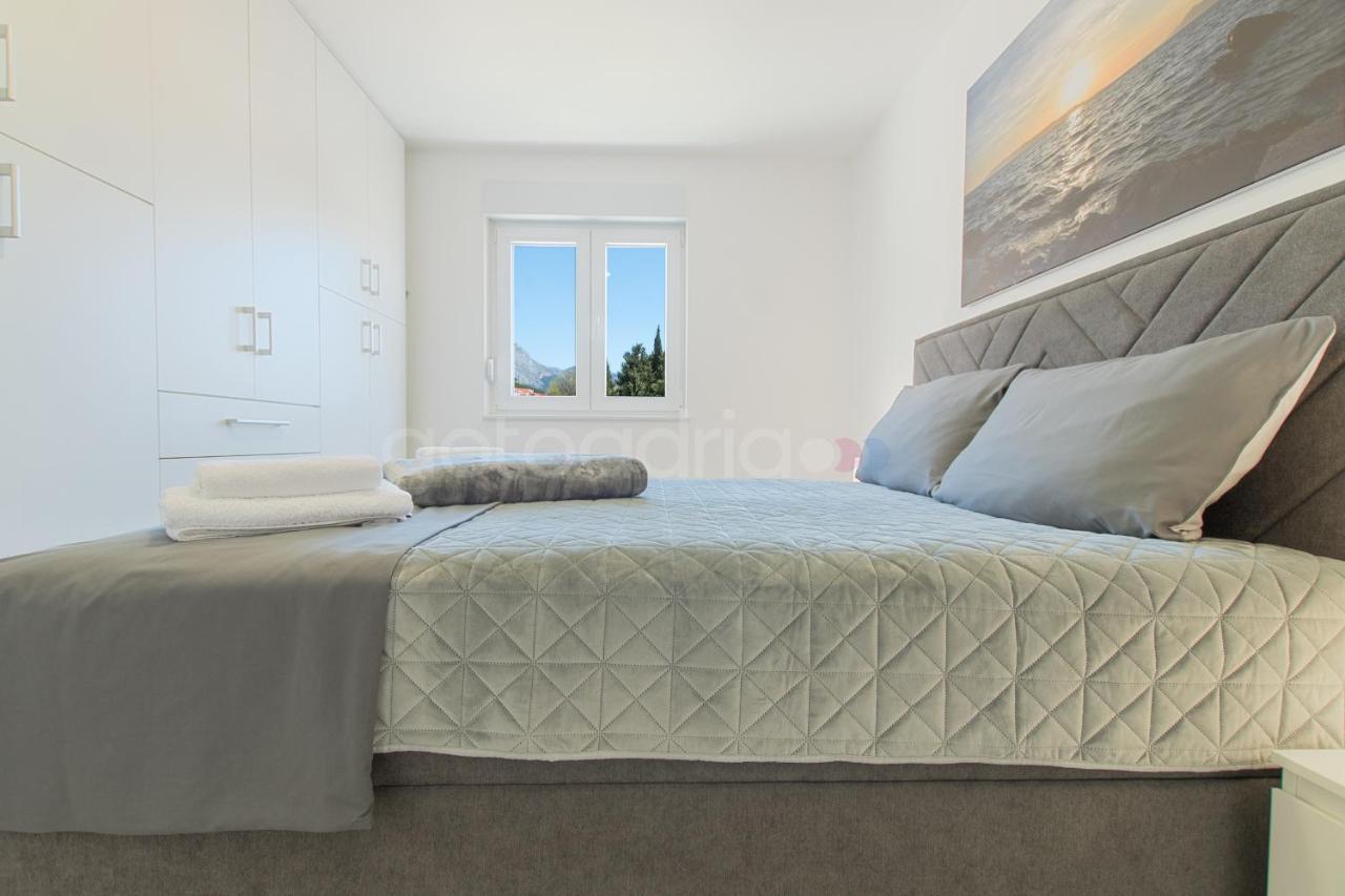 Luxury Sea View Apartment Vida Макарска Екстериор снимка