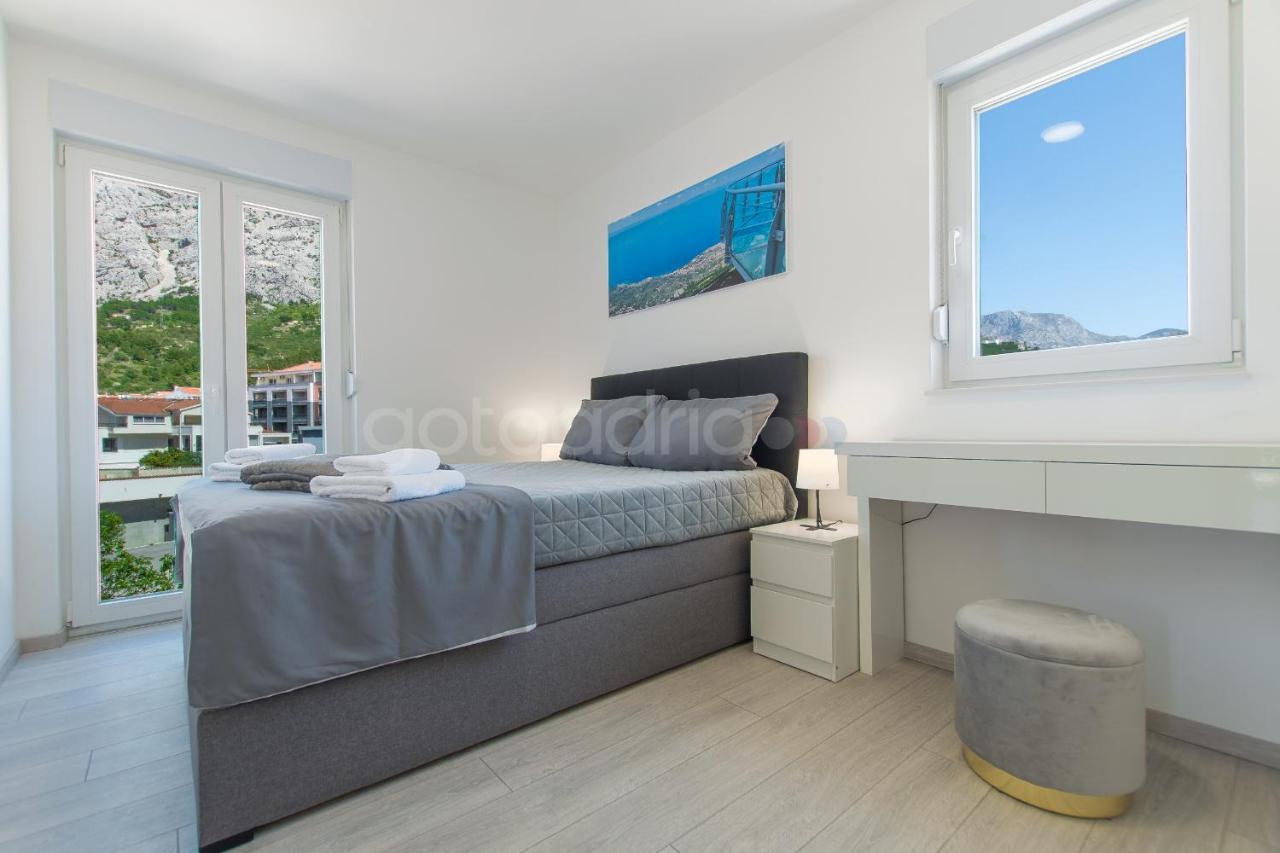 Luxury Sea View Apartment Vida Макарска Екстериор снимка