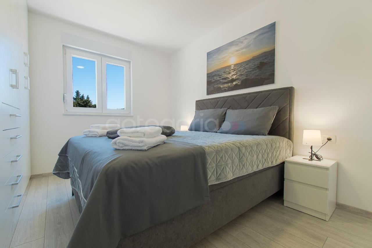 Luxury Sea View Apartment Vida Макарска Екстериор снимка